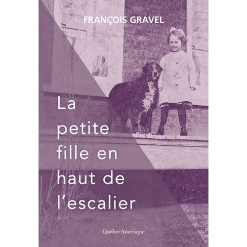 La Petite Fille En Haut De L'escalier