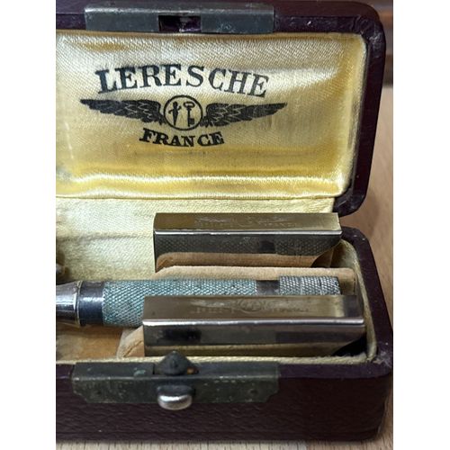 Ancien Rasoir Leresche Dans Son Coffret Avec 2 Boites De Lames Leresche