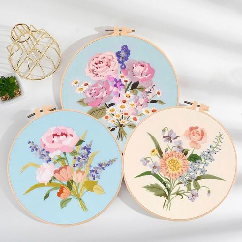 Ytseazn-Kit De Démarrage De Broderie 3 Pièces Fils À Broder Fleurs Embroidery Kits Pour Adultes Débutant 20 X 20cm