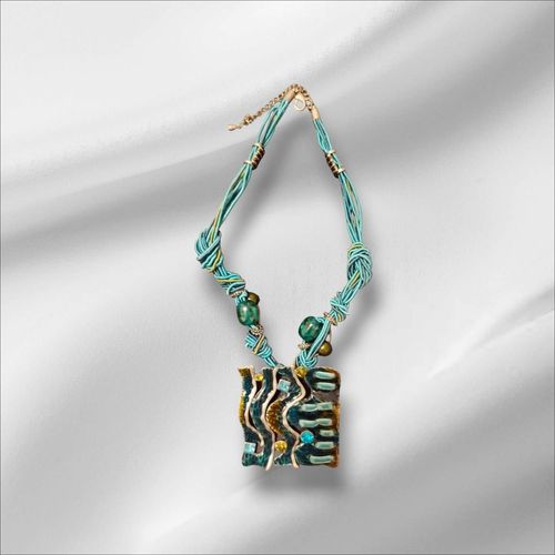 Collier Fantaisie.