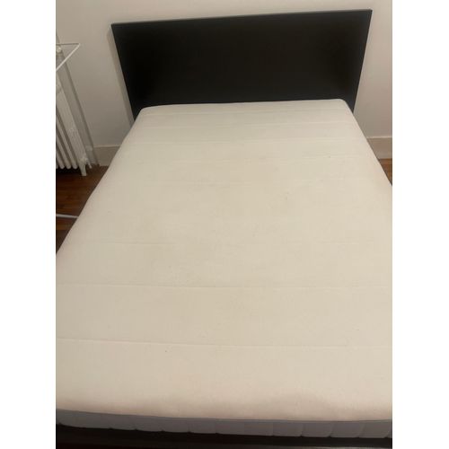 Bonjour Je Vends Mon Lit Deux Places Acheté Chez Ikea Utilisé Deux Fois État Excellent