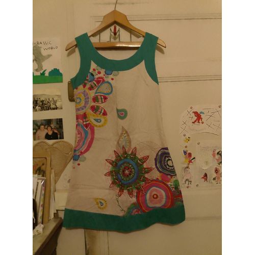 Robe Blanche Motifs Colorés 40 L Coton Du Monde.