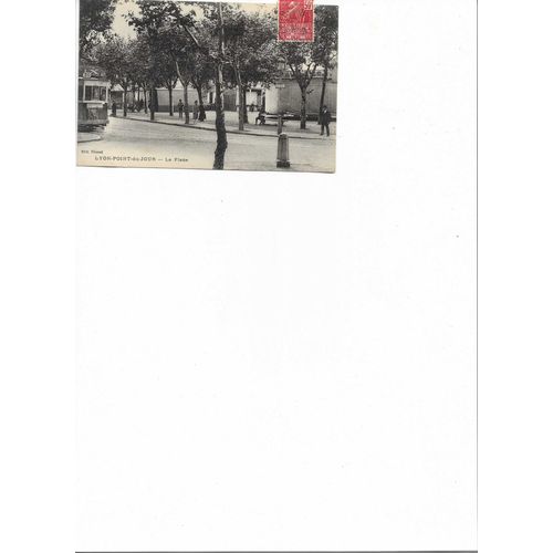Carte Postale Semi Moderne Circulée Lyon Le Point Du Jour La Place France