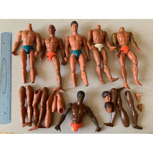 BIG JIM BIG JACK DR STEEL ... MATTEL BIG JIM - PIECES POUR BRICOLEURS : 6 CORPS INCOMPLETS. A PART : 2 TETES, 1 PIED, 1 MAIN FERMEE, 8 JAMBES.