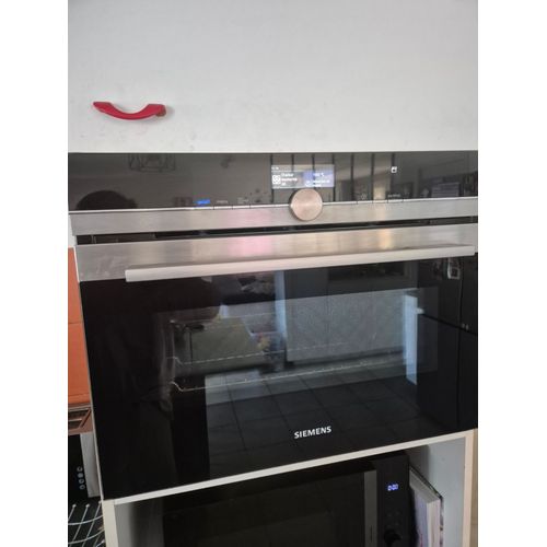 Four siemens multifonction dont vapeur