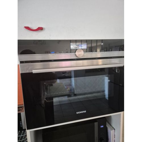Four siemens multifonction dont vapeur