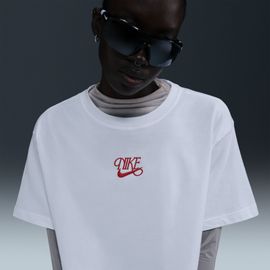 T-shirt court à manches courtes Nike Sportswear pour femme -
