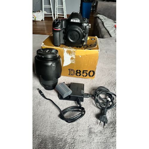 Nikon D850 45.7 Mpix + Objectif 24-70 2.8 - Noir