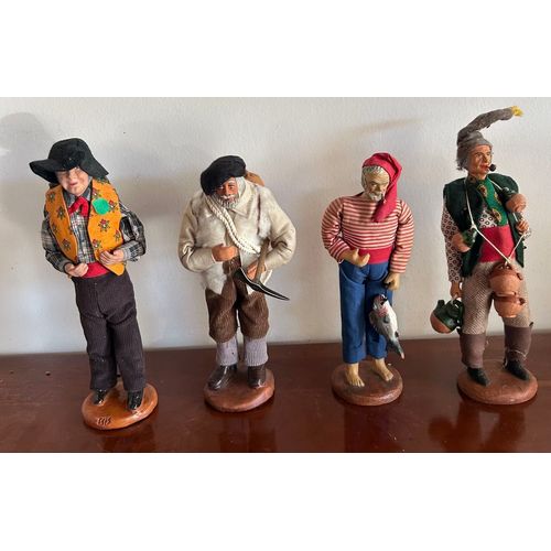 Lot De 4 Santons Hommes Hauteur 26 Cm