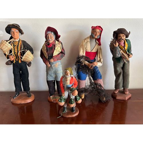 Lot De 5 Santons Hommes Hauteur 26 Cm Dont 1 De 16 Cm