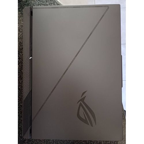 Asus ROG Strix G16 G614JV - 16" Intel Core i5-13450HX - 2.5 Ghz - Ram 16 Go - SSD 512 Go