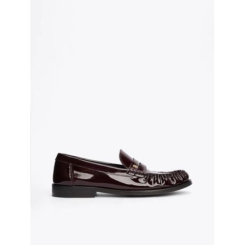 Mocassins En Cuir Verni Loafer Patent Leather/burgundy Velvet