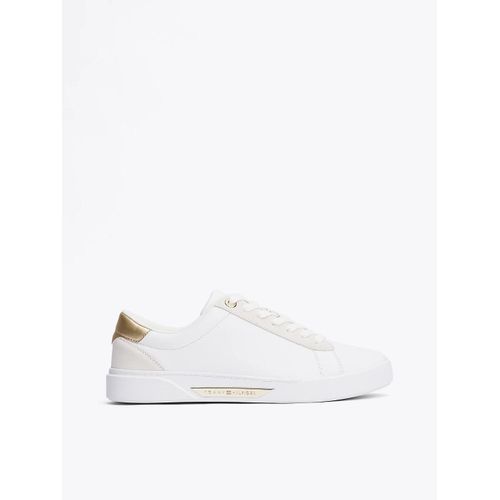 Baskets En Cuir Métallisé Chic Court Sneaker/White - 36