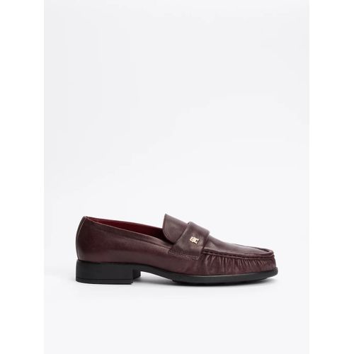 Mocassins En Cuir Plissé À Monogramme Th Loafer Soft Nappa Pleated Toe/Dark Brown - 36