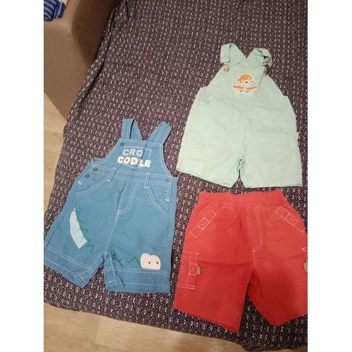 2 Salopettes Été Et 1 Short Garçon 12 Mois Très Bon État