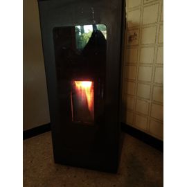 POELE DE CHAUFFAGE A GRANUL2S DE BOIS
