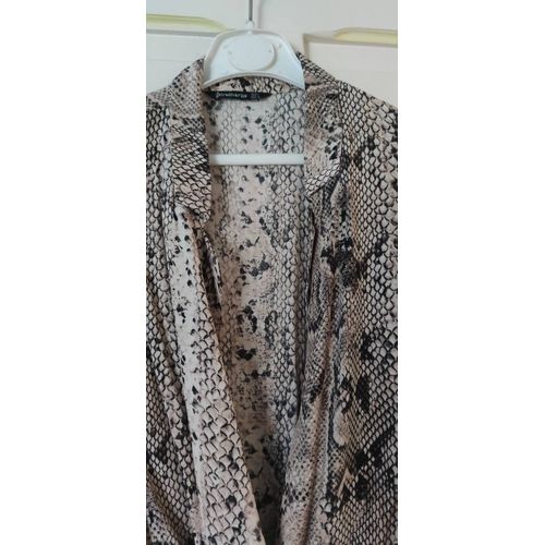 Blouse Body Portefeuille , Jamais Portée , Très Bel Effet