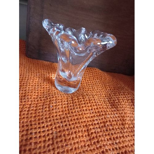 Petit vase en cristal