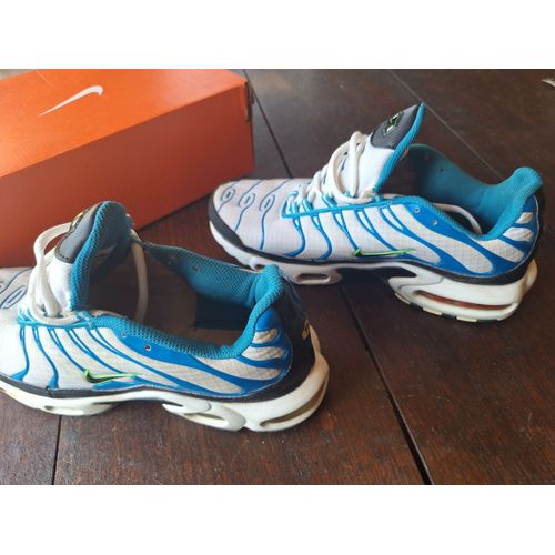 Nike Tn Bleu Et Blanc Année 2015 Requin Taille 41,5 - 42  En Excellent État