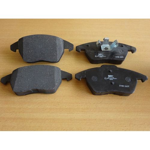 Jeu 4 Plaquettes De Frein Valeo 301715
