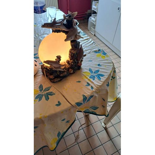 Vds Lampe Dauphin Bonne État, Et Fonctionne