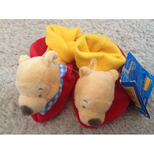 Chaussons Rouge Disney Winnie L'Ourson Disneyland Paris 0/6m Neuf Idee Cadeau