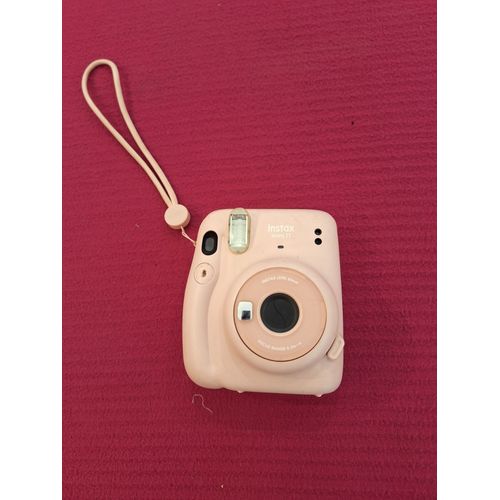 FUJIFILM INSTAX 11