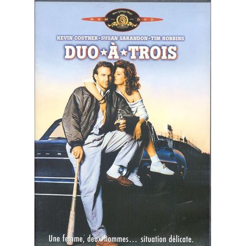 Duo À Trois