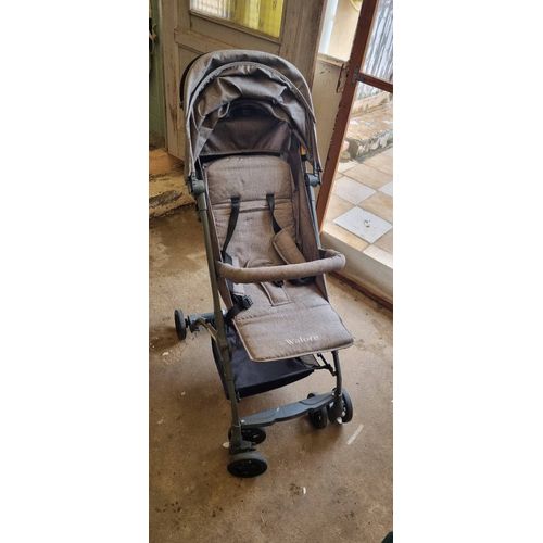 Vend Poussette