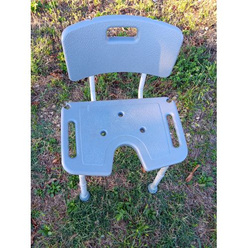 Chaise De Douche Reglable En Hauteur