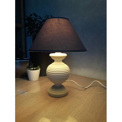 Lampe en bois tourné