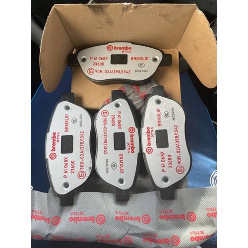 Jeux De 4 Plaquettes De Frein Avant Brembo Xsara / C3 / C4