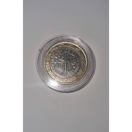 Pièce Rare De 1 Euro , " Arbre De Vie " , De 2001 . France. Très Bon Etat.