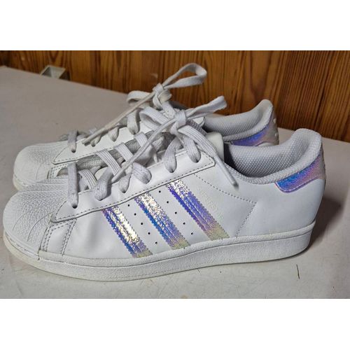 Basket Adidas Superstar Fv3139 Blanche Et Holographique /Iridescente Taille 38