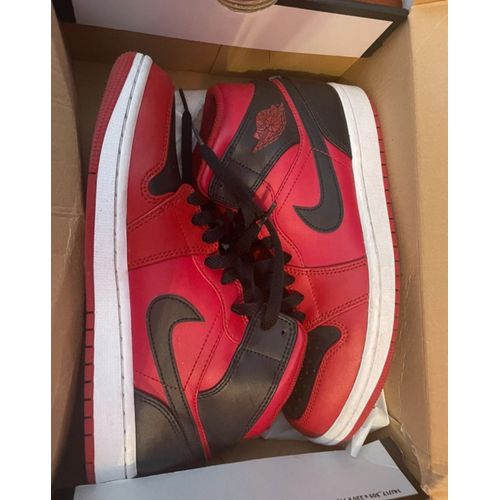 Air Jordan 1 Mid Rouge Et Noir - 40