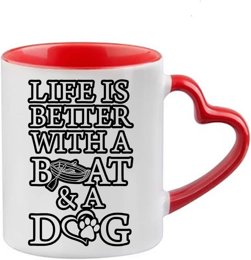 La Vie Est Meilleure Avec Un Bateau Et Un Chien Cadeau D'anniversaire/De Noël Cadeaux De Motivation Cadeau Unisexe Unique Et Amusant Inspiré Tasse À Café En Céramique De 11 Oz / 15 Oz. (Intérieur Et Poignée Bleus) -Poignée Coeur Rouge