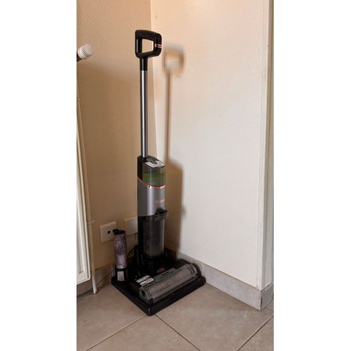 Shark hydrovac