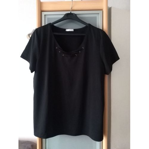 T-Shirt Taille 46-48 Noir Oeillet Et Cordon Kiabi