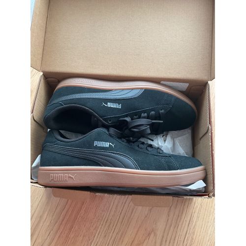 Baskets Cuir Noir Semelles Marrons Taille 39 Marque Puma Modèle Smash V2