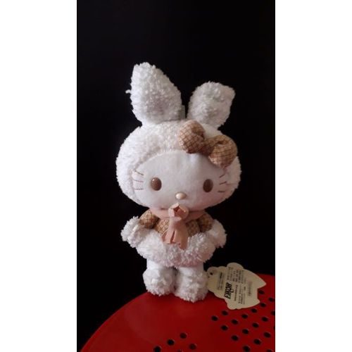 Peluche Hello Kitty - Prête Pour L'hiver
