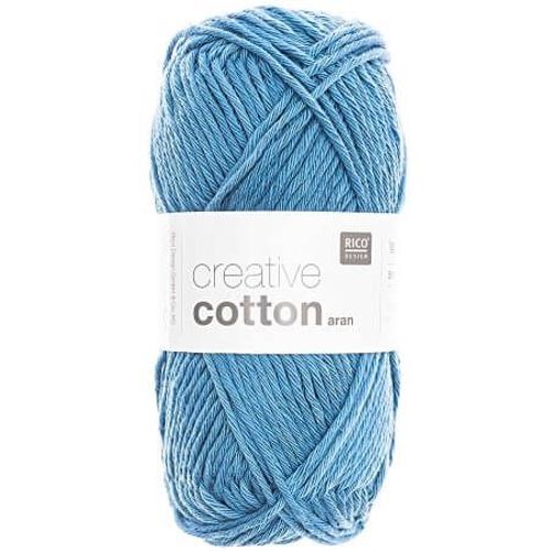 Pelotes De Fil À Tricoter Creative Cotton Aran De Rico Design - Laissez Libre Cours À Votre Créativité Avec Douceur Et Style ! 55 Bleu