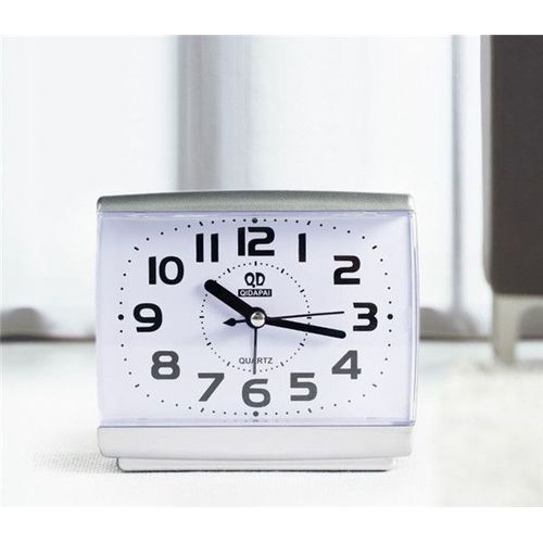 Réveil Matin à Piles Retro Réveil Silencieux sans Tic-Tac, Grand Cadran Réveil Original Analogique Quartz Alarme Réveil Vintage Lumineux Snooze Réveil Chevet