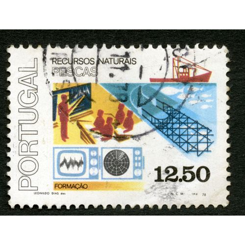 Timbre Oblitéré Portugal, Recursos Naturais Pescas, Formaçao, 12.50