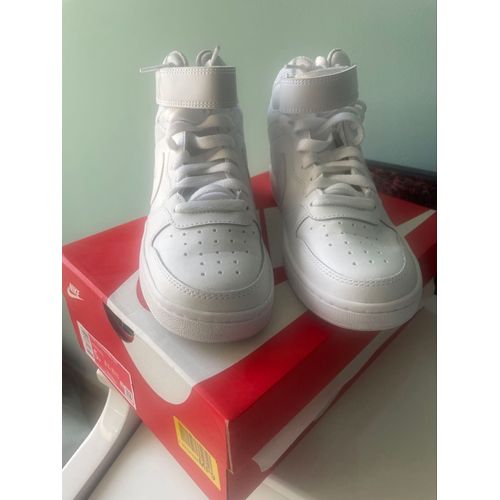 Basket Nike Blanche Court Borough Mid 2 - 37-38