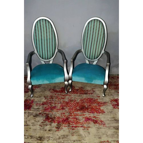 Paire De Grands Fauteuils Louis Xv ¿ Bois D¿Hêtre, Tissu Bleu Et Argenté