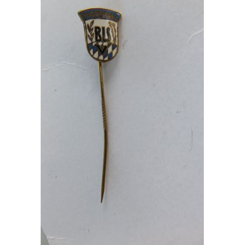 Ancienne Épinglette Handball Bls Collector +