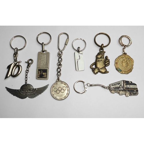 Porte Cles Publicitaires / Lot De 8 Anciens Collection Métal
