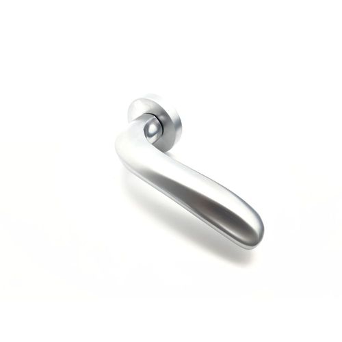 Poignée de porte design finition aspect chromé mat Flavia - KATCHMEE
