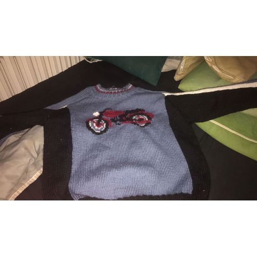 Pull Enfant 8 Ans