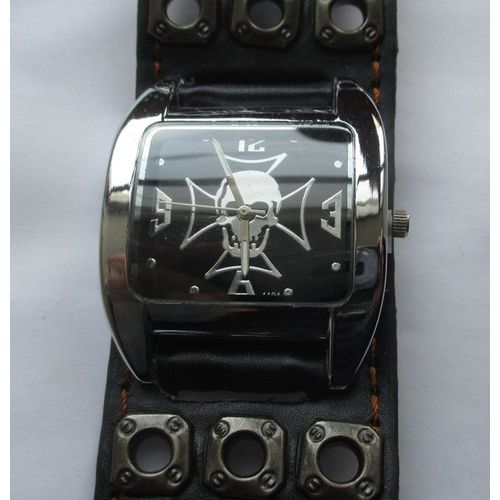Montre Crane Et Croix De Malte Bracelet De Couleur Noir Et Rivets